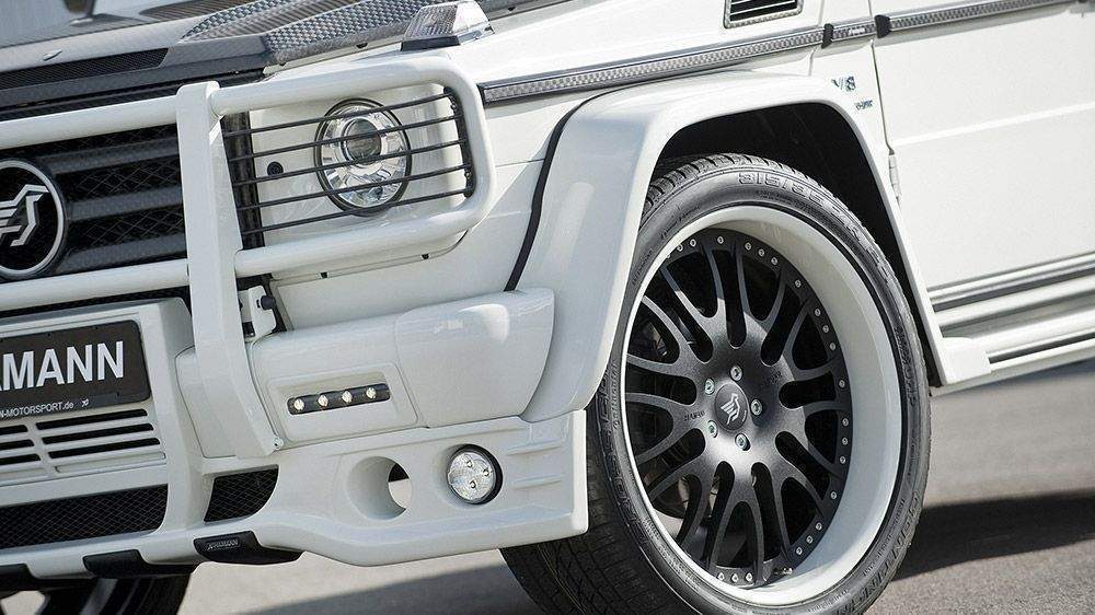 MERCEDES-BENZ G55